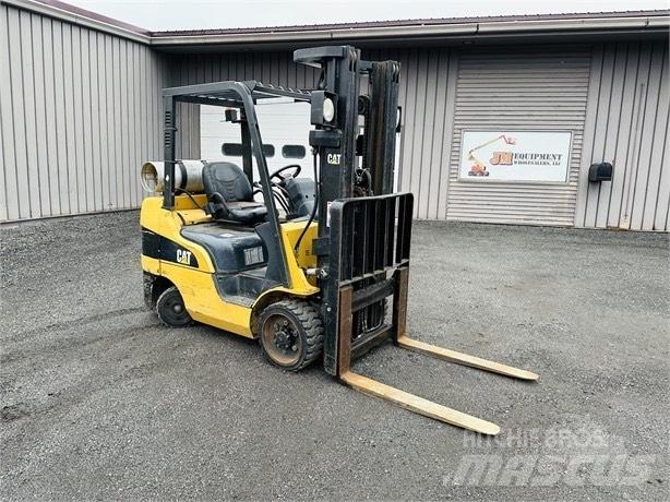 CAT C 6000 Container Handlers