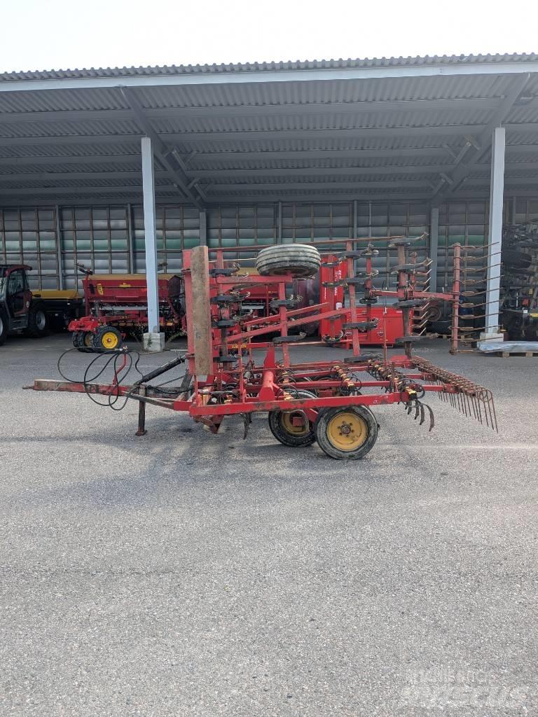 Väderstad NZ-500 Harrows