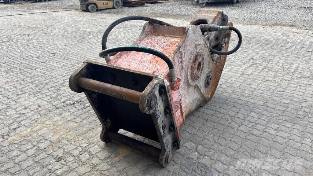 NPK G 18 J Pulveriser  (Demolition Crusher ) 