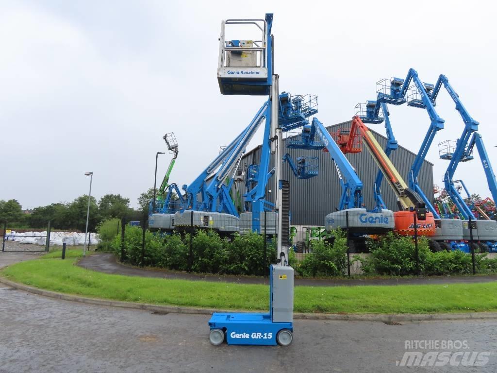 Genie GR 15 Vertical mast lifts