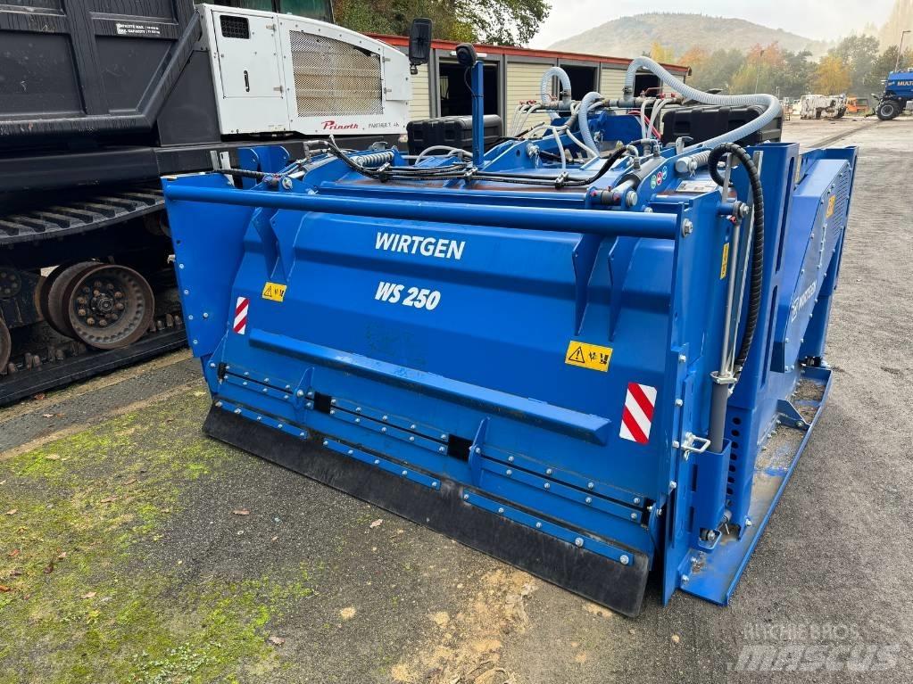 Wirtgen WS250 Asphalt cold milling machines