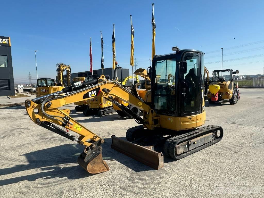 CAT 303.5 Mini Excavators <7t (Mini Diggers)