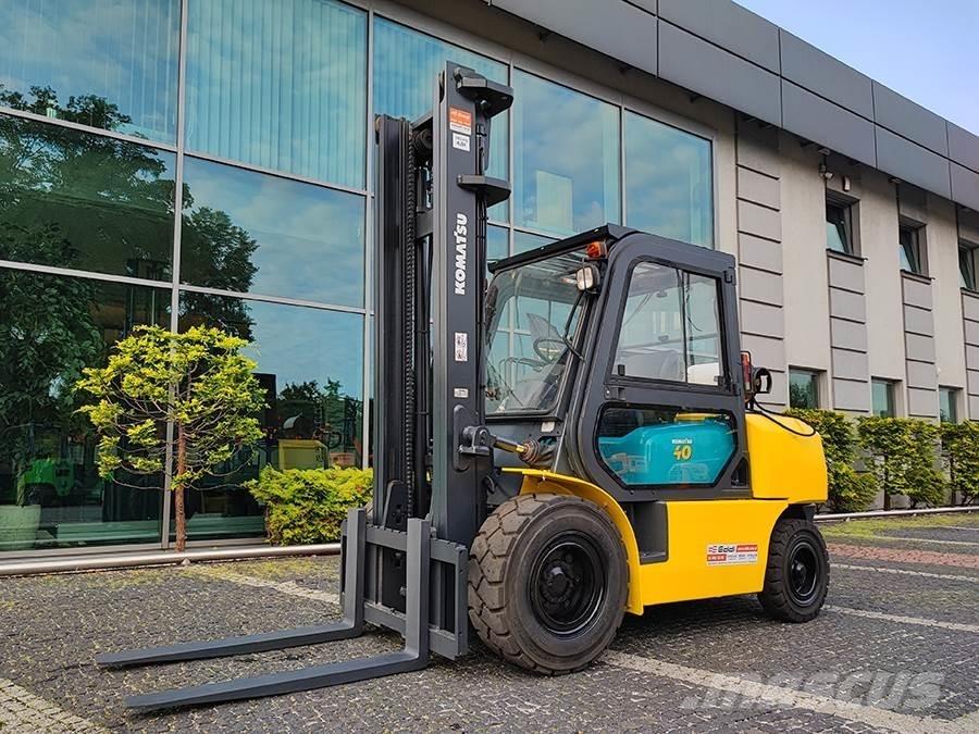 Komatsu FG40T-7 LPG trucks