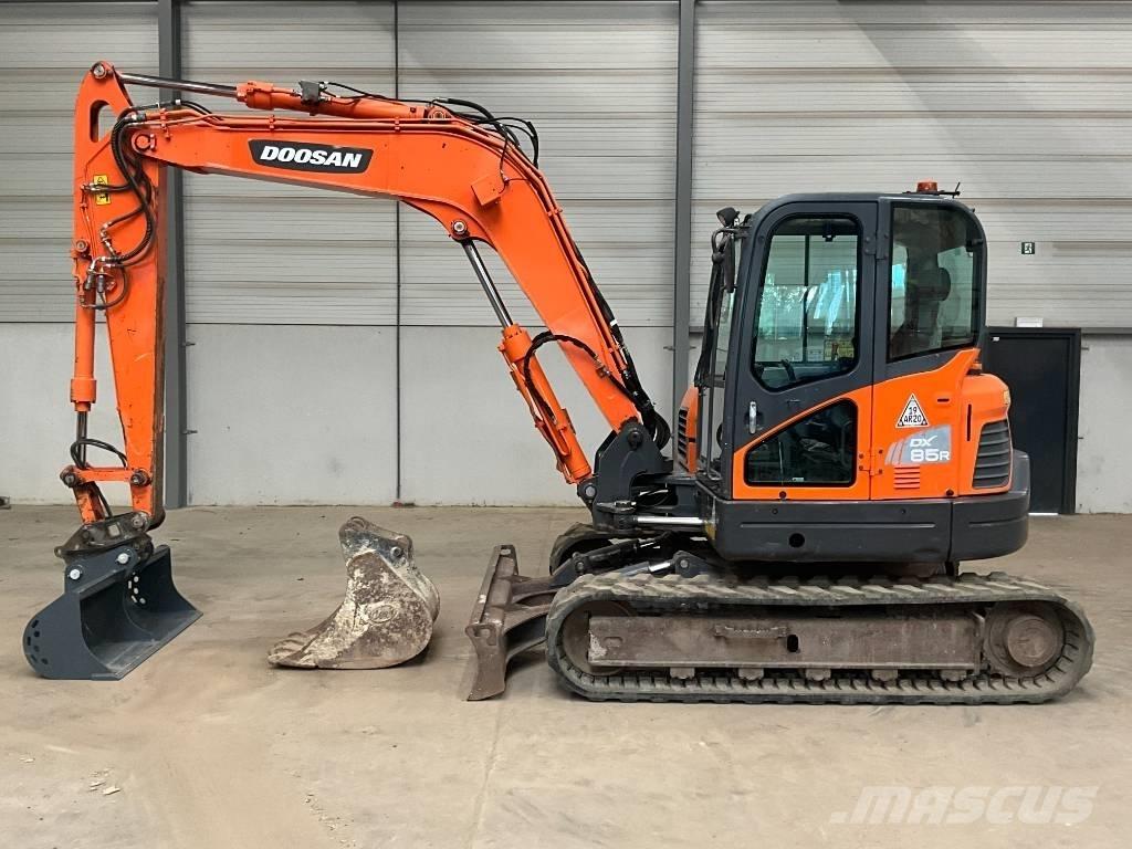 Doosan DX 85 R-3 Mini excavators  7t - 12t