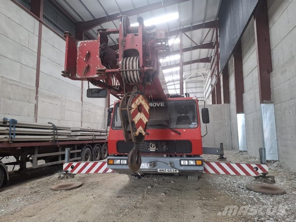 Grove 3050 Mobile and all terrain cranes