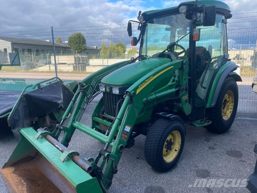 John Deere 3720 Compact tractors