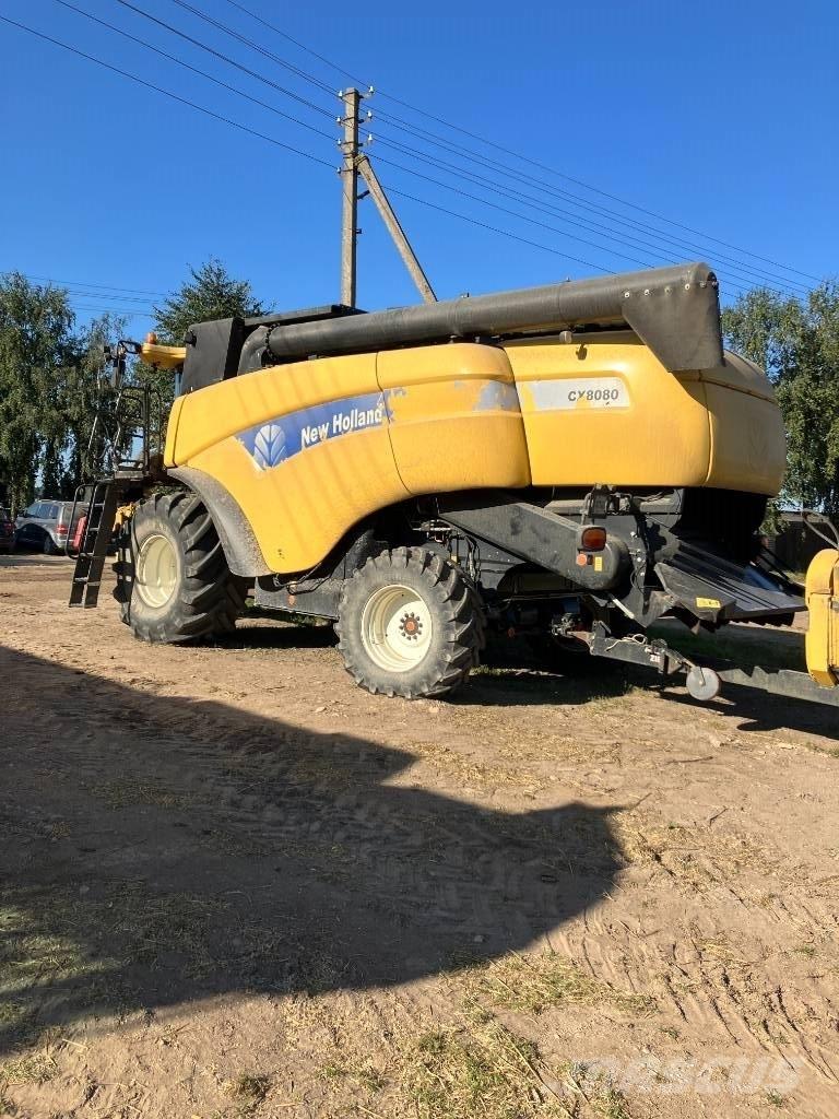 New Holland CX 8080 Combine Harvesters