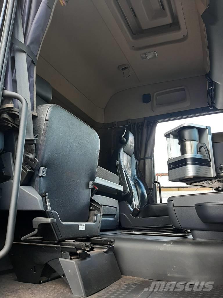 Scania R 730 Cab & Chassis Trucks