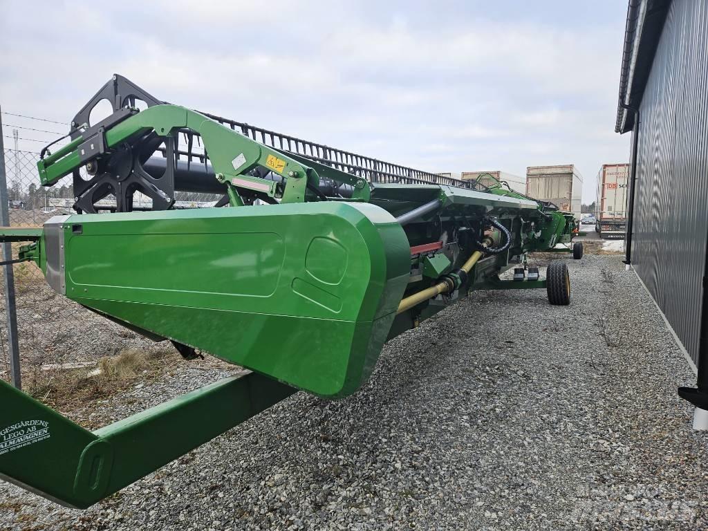 John Deere 735 PF Harvester Headers