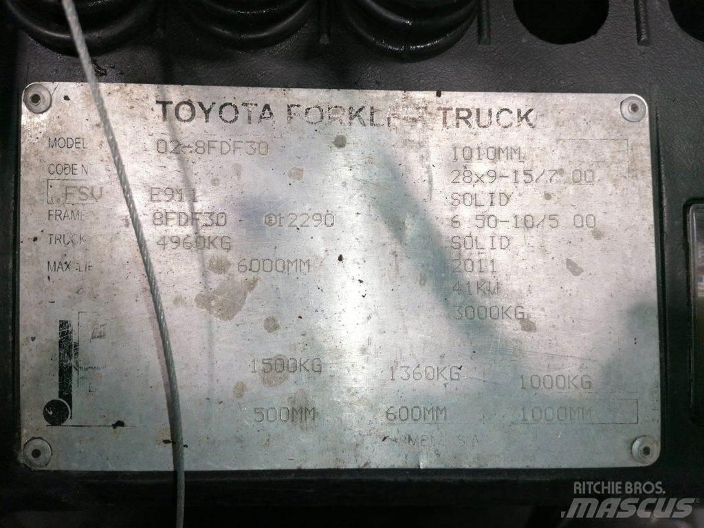 Toyota 02-8FDF30 Diesel Forklifts