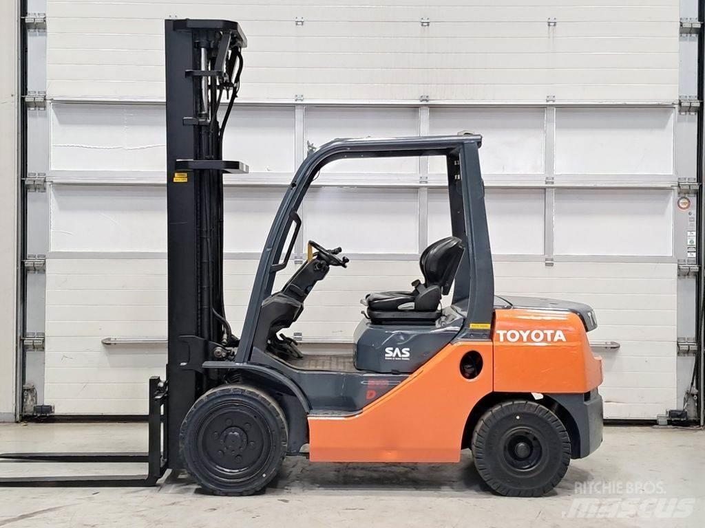 Toyota 02-8FDF30 Diesel Forklifts