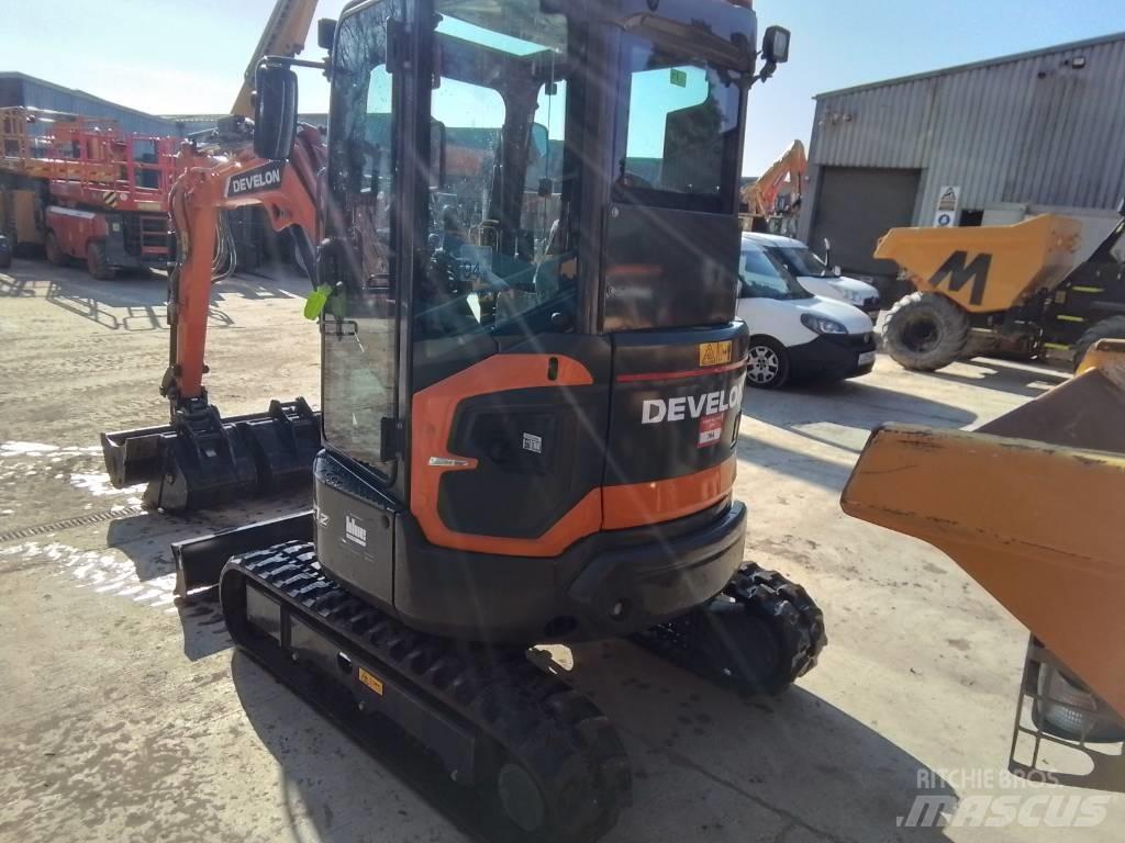 Develon DX 27 Z-7 Mini Excavators <7t (Mini Diggers)