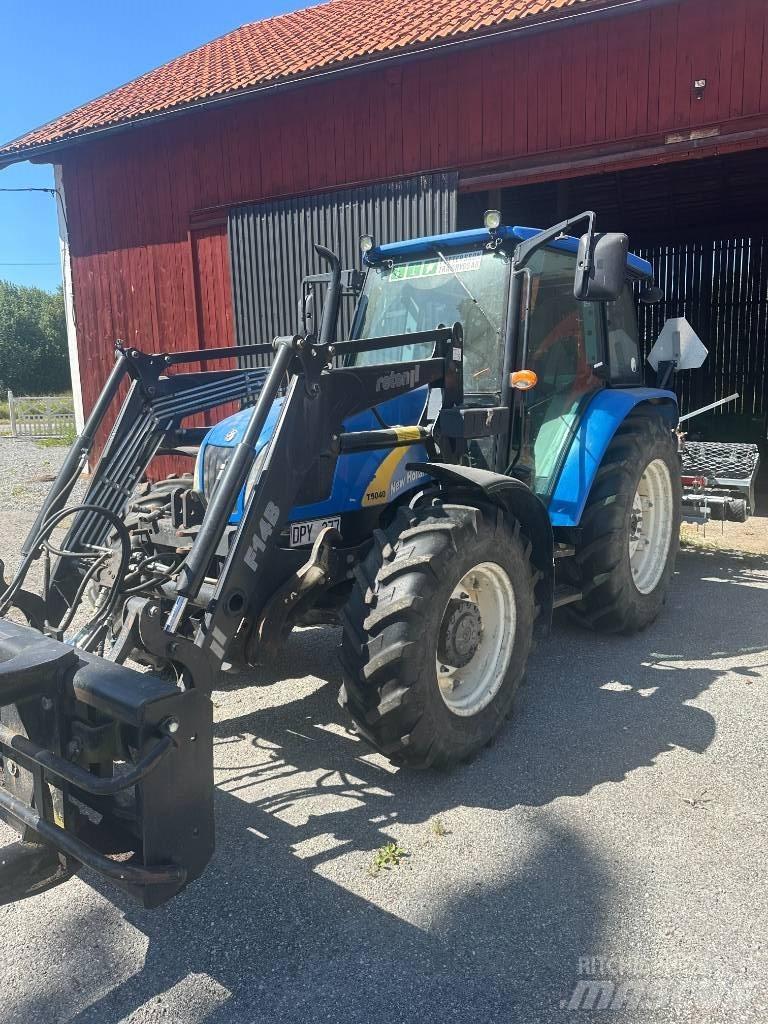 New Holland T 5040 Tractors