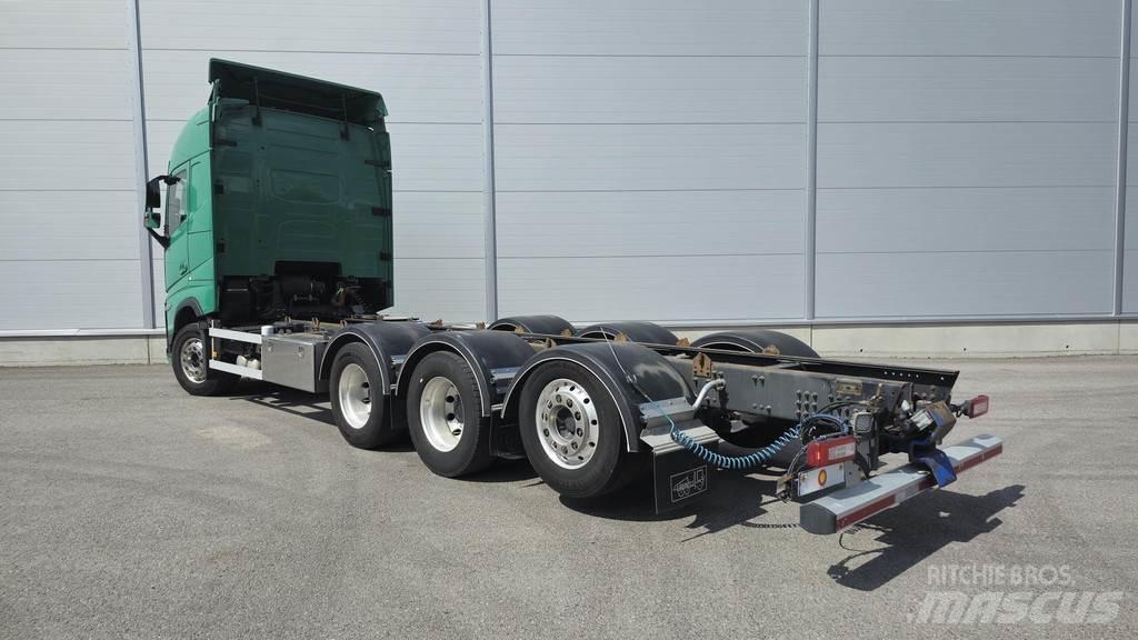 Volvo FH Cab & Chassis Trucks