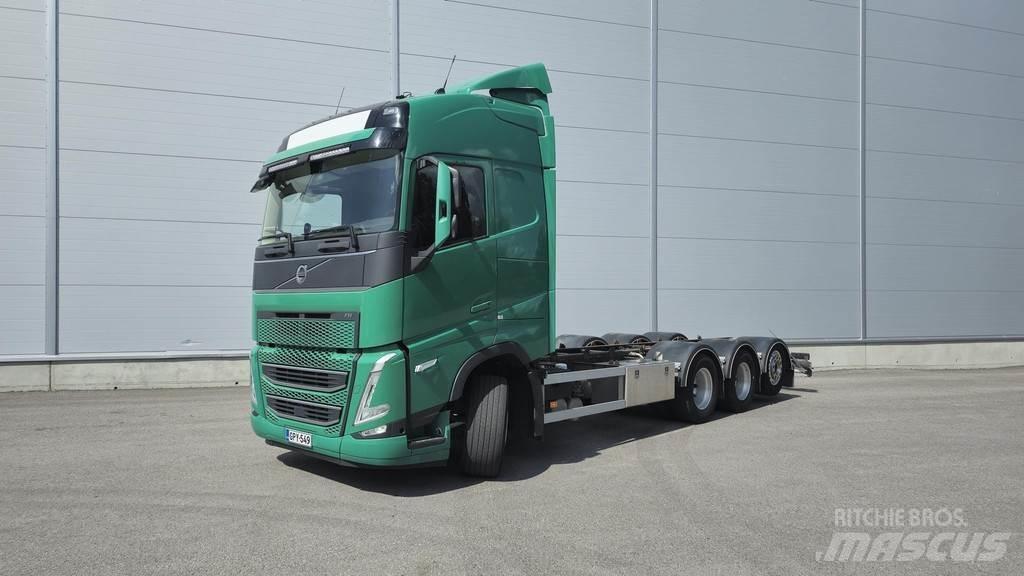 Volvo FH Cab & Chassis Trucks
