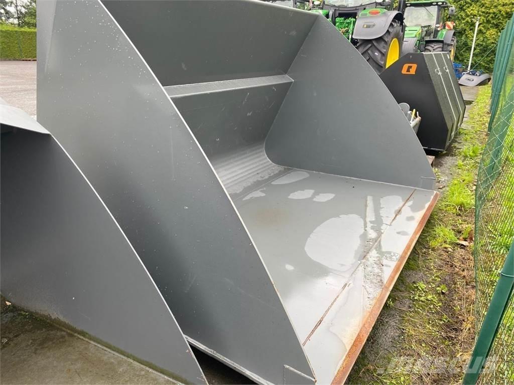 Kramer 2500 mm Front Loader Accessories