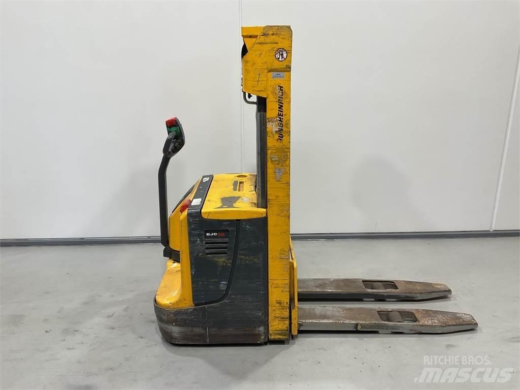 Jungheinrich EJC12 Self Propelled Stackers