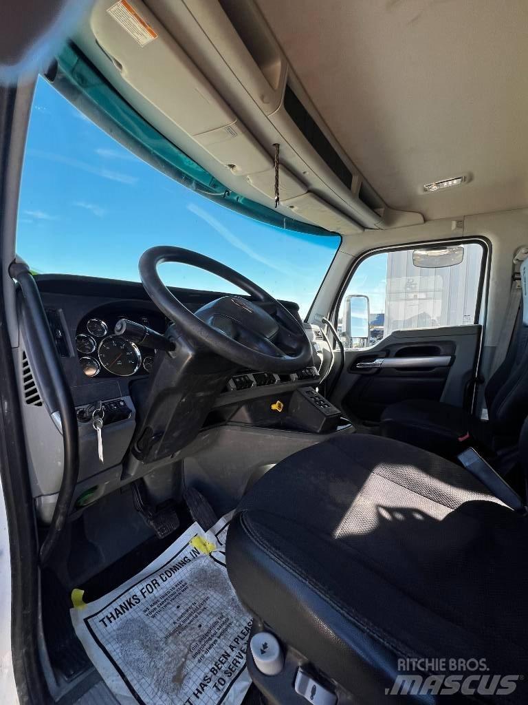 Kenworth T880 Vacuum Trucks