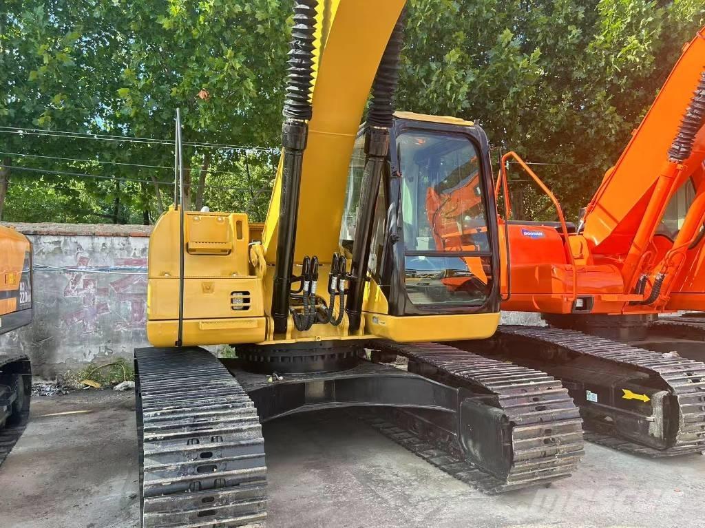 CAT 320 CL Crawler Excavators