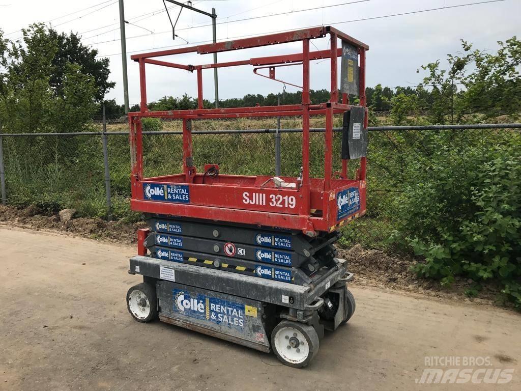 SkyJack SJ 3219 Scissor Lifts