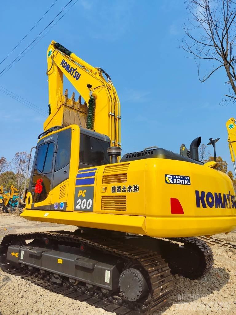 Komatsu PC 200 Crawler Excavators