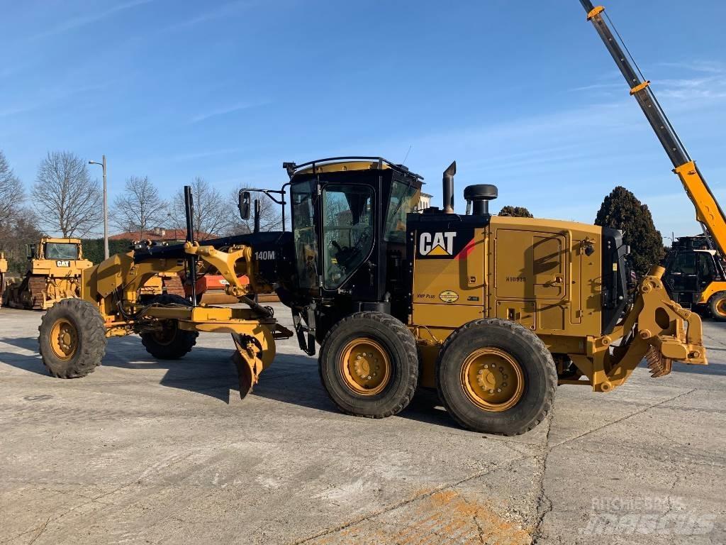 CAT 140 M 2 Motor Graders