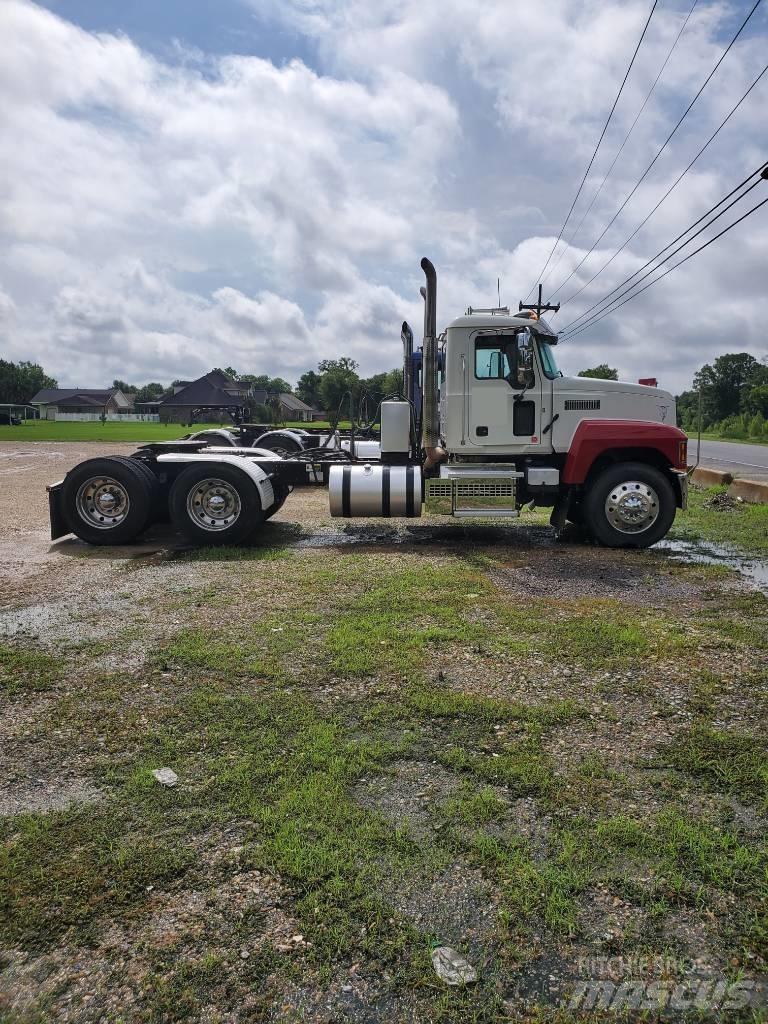 Mack P 164 T Cab & Chassis Trucks