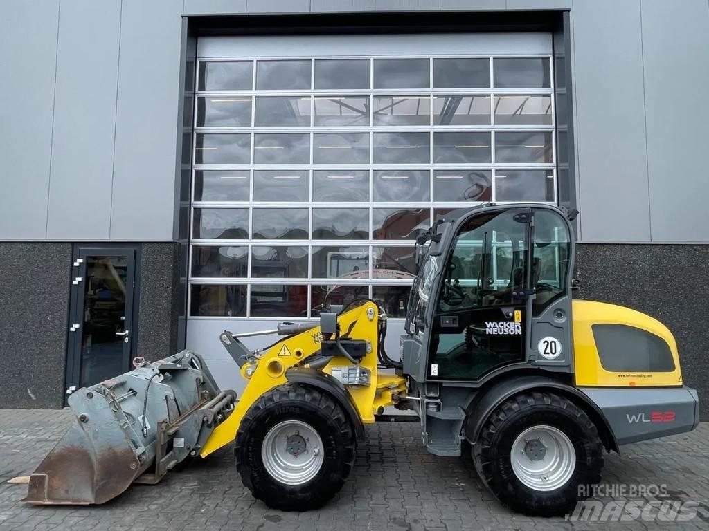 Wacker Neuson WL52 Wheel Loaders