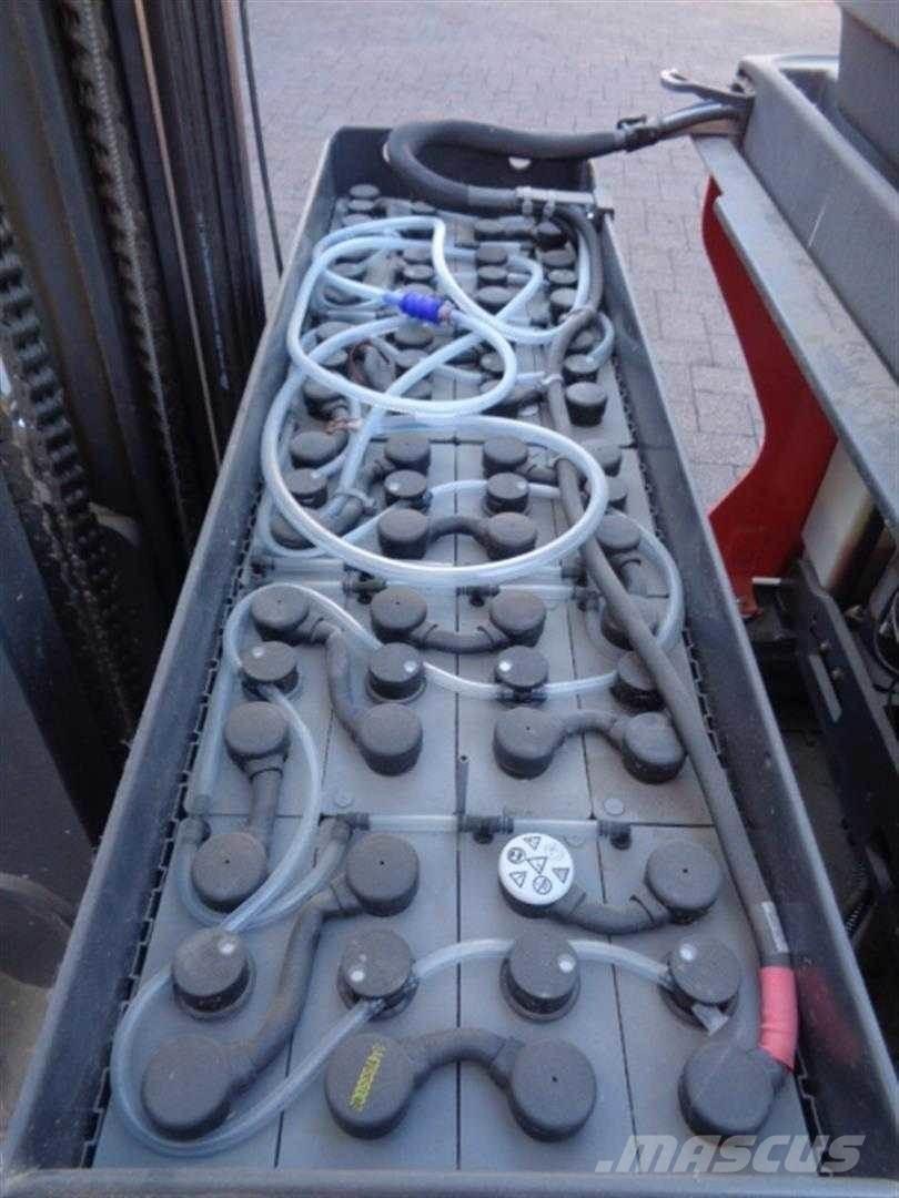 Linde R14HD Reach trucks