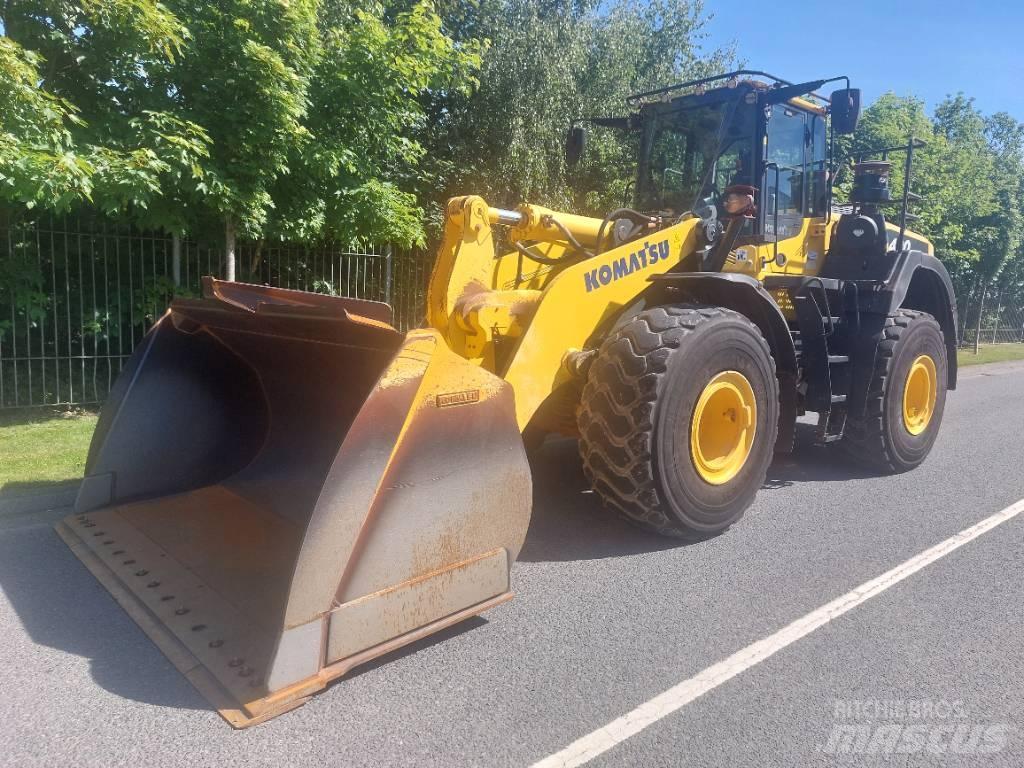 Komatsu WA480-8 Wheel Loaders