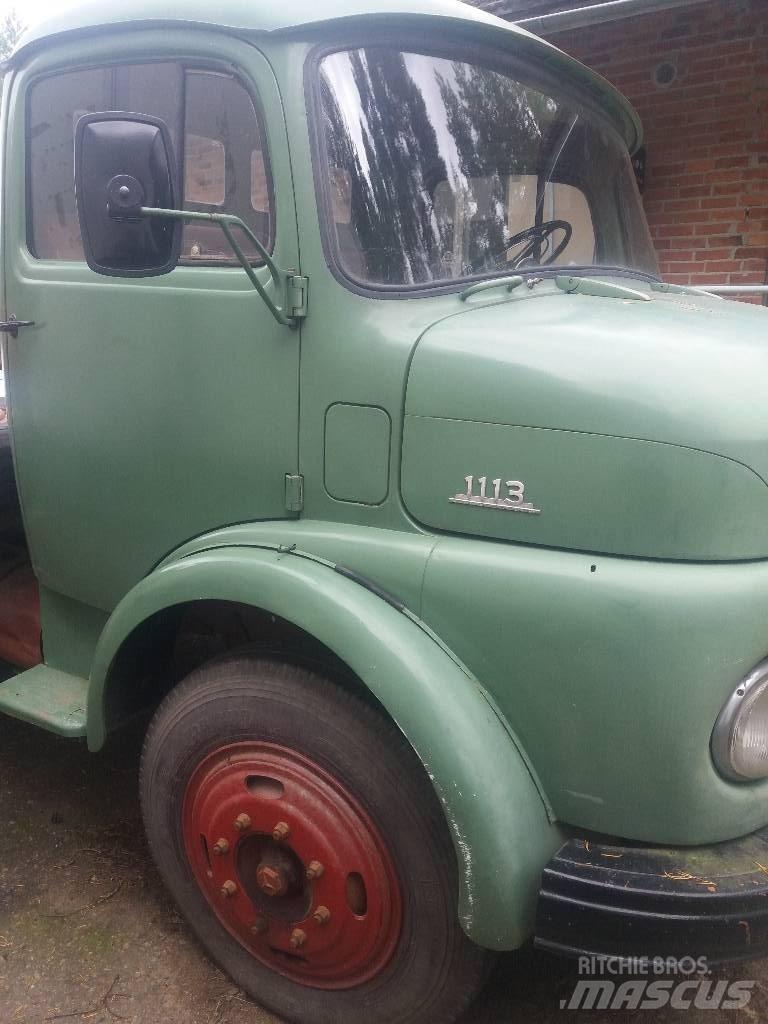 Mercedes-Benz 1113 Dump Trucks