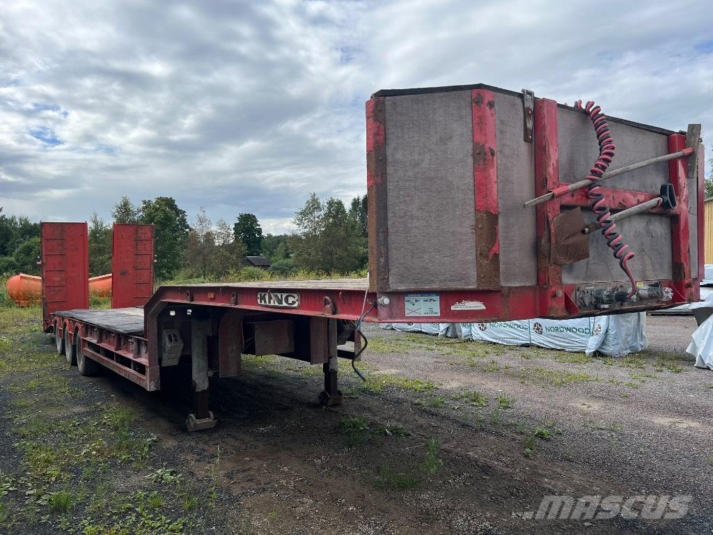 King GTS 44/3 Lowboy Trailers