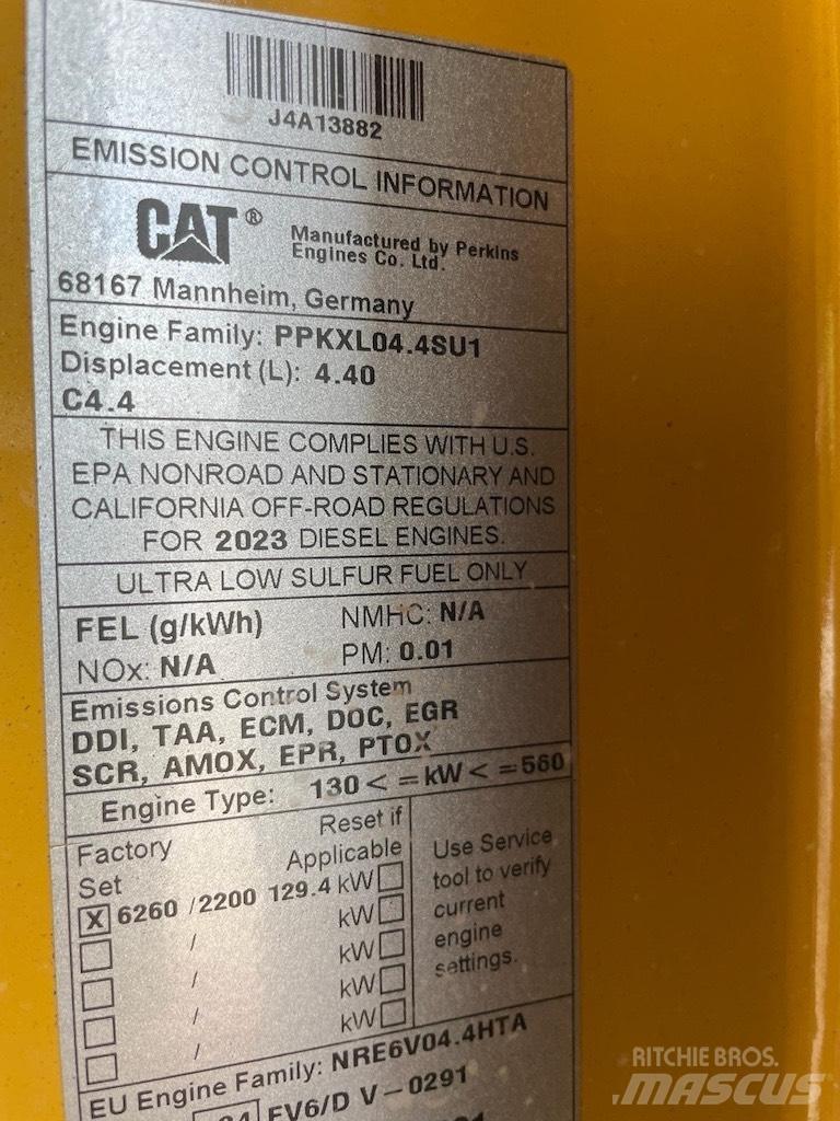 CAT MH3024 Waste / Industry Handlers