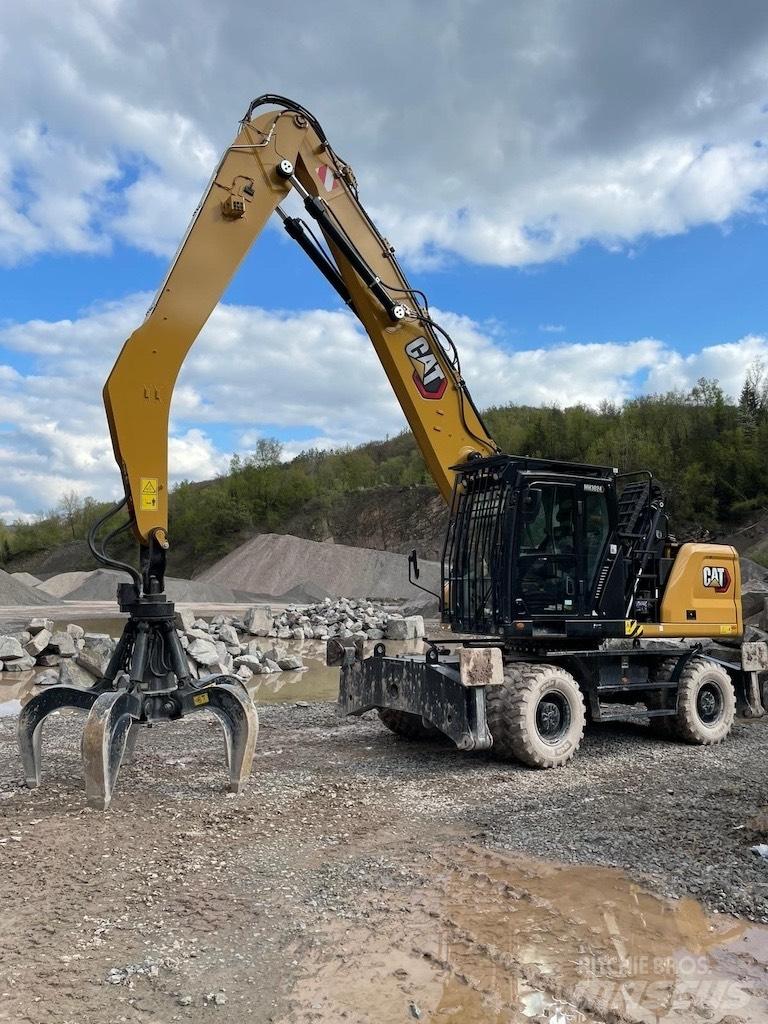 CAT MH3024 Waste / Industry Handlers