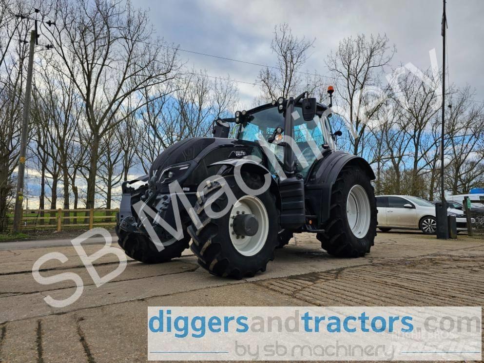 Valtra T 154 Tractors