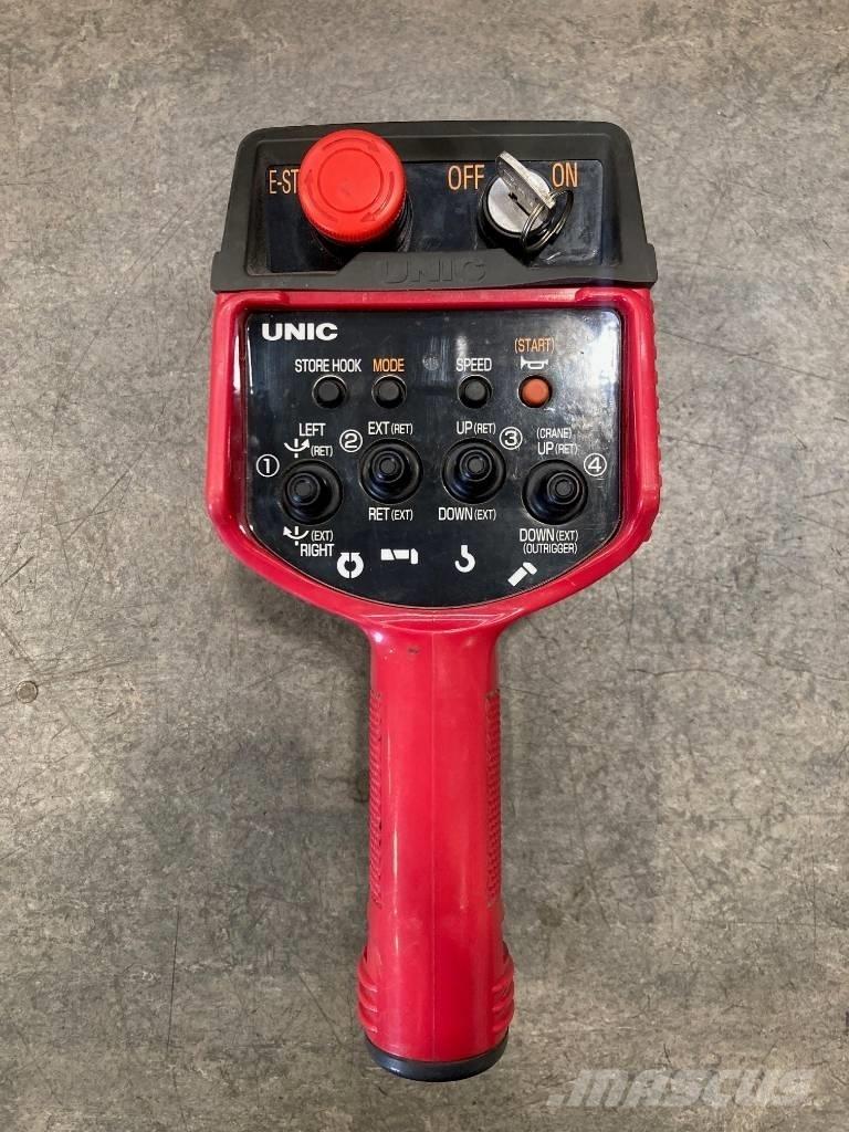Unic URW-295 Mini cranes