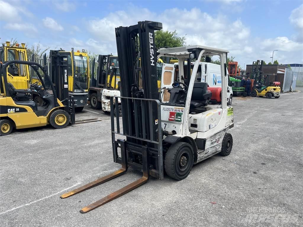 Hyster H2.5FT LPG trucks