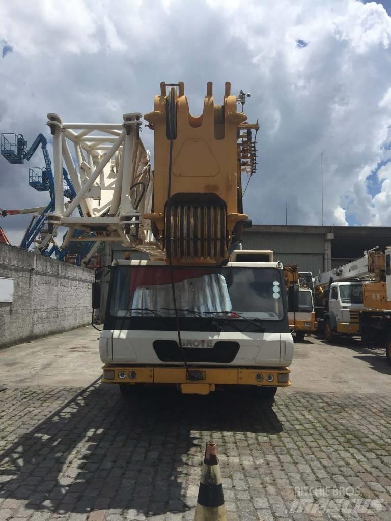 Grove GMK 6220 Mobile and all terrain cranes