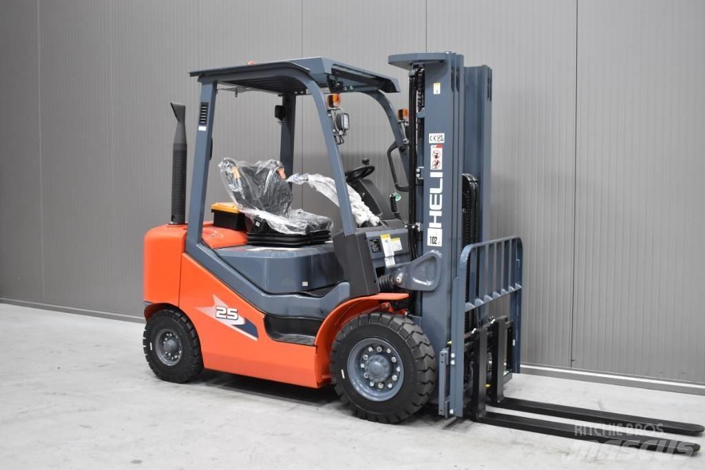 Heli CPCD 25-KU20H Diesel Forklifts