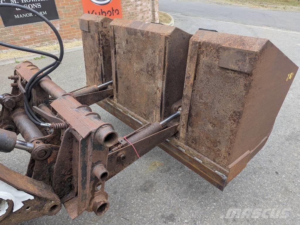 Bobcat TIPTOE BUCKET Buckets