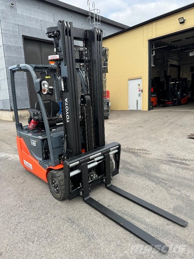Toyota 8FBEK18T Electric Forklifts