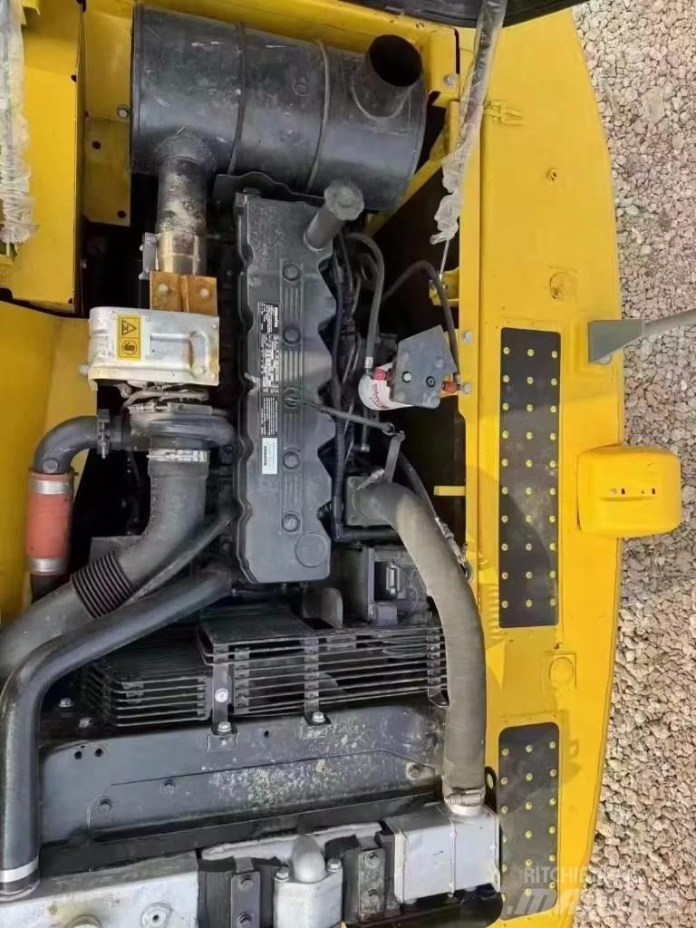 Komatsu PC 200 Crawler Excavators