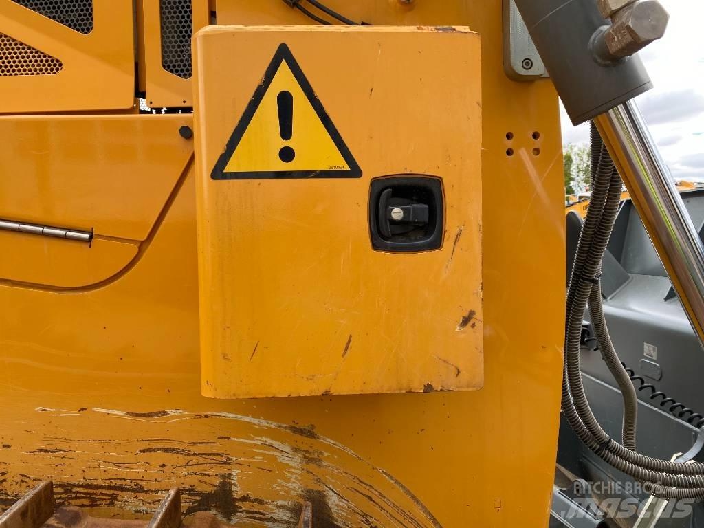 Liebherr PR 746 Crawler dozers