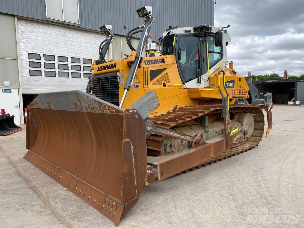 Liebherr PR 746 Crawler dozers