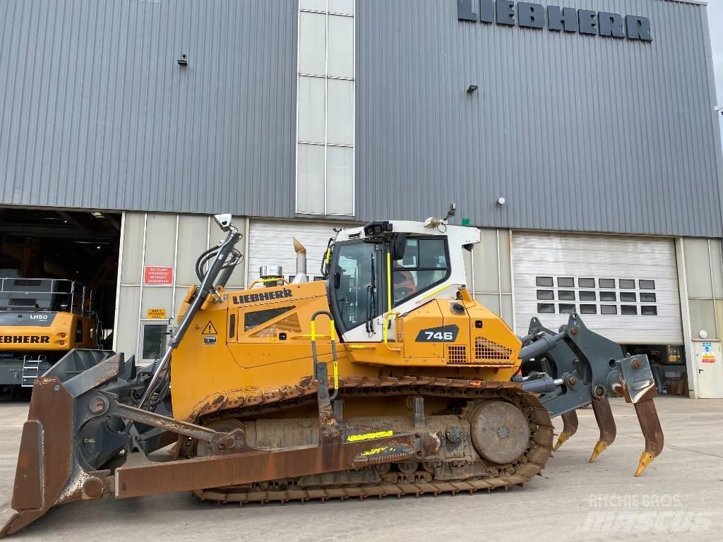 Liebherr PR 746 Crawler dozers