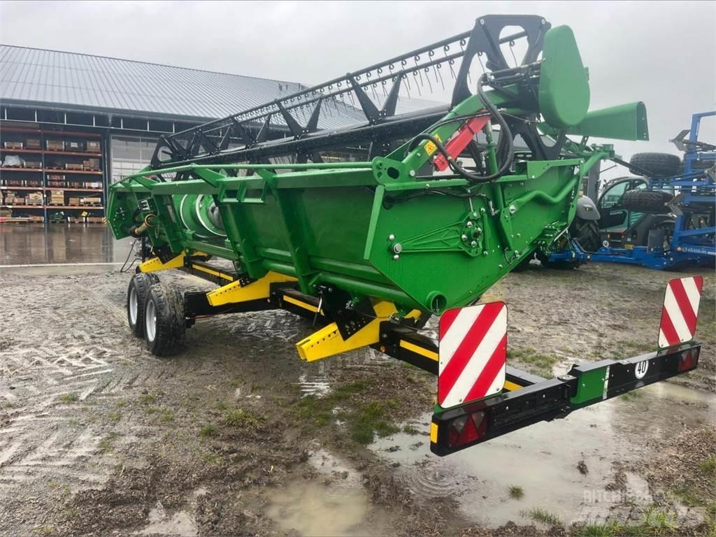 John Deere 625R Combine Attachments