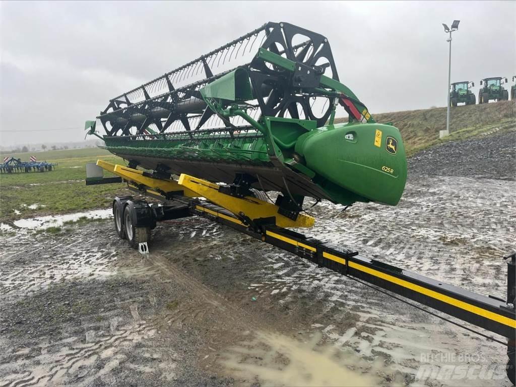 John Deere 625R Combine Attachments