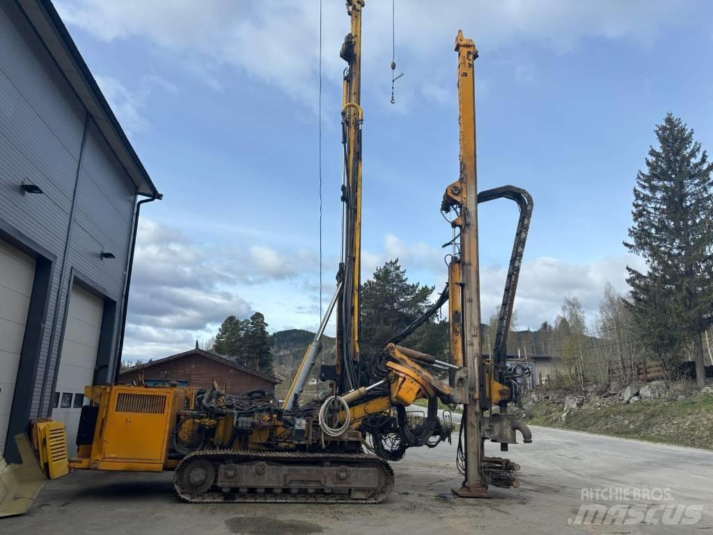 Klemm KR 807-4 Piling rigs