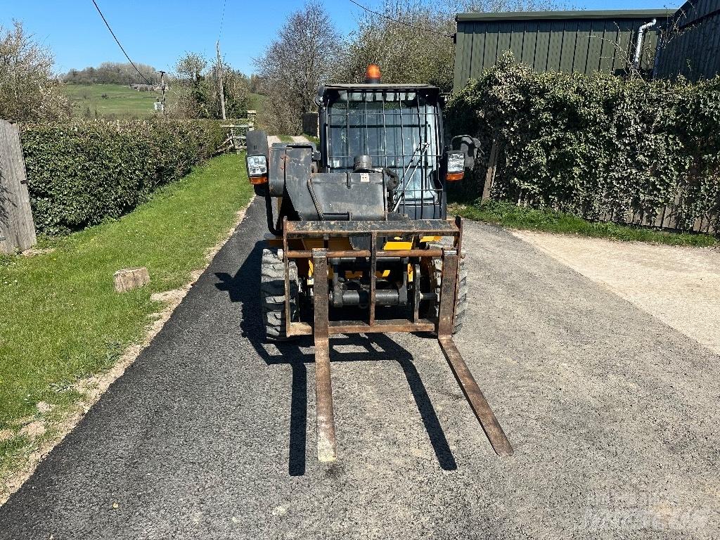 JCB 520-40 Telescopic Handlers