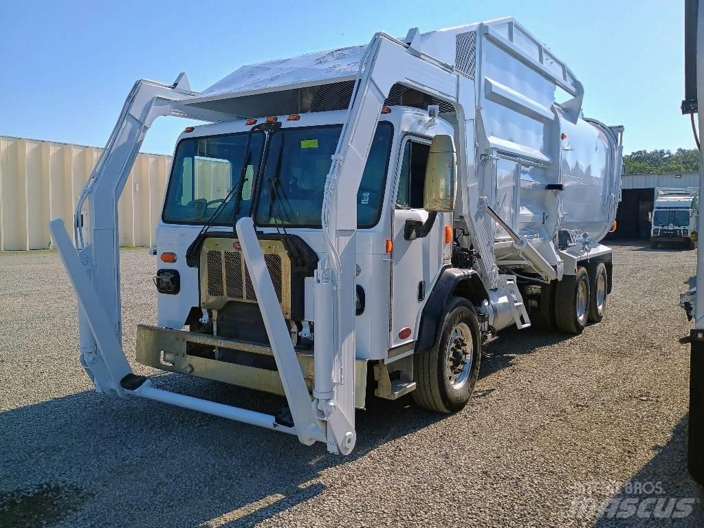 Peterbilt 520 Garbage Trucks / Recycling Trucks